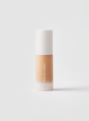 Acne-safe skin tint in shade 4 with 'delicate matter' branding 