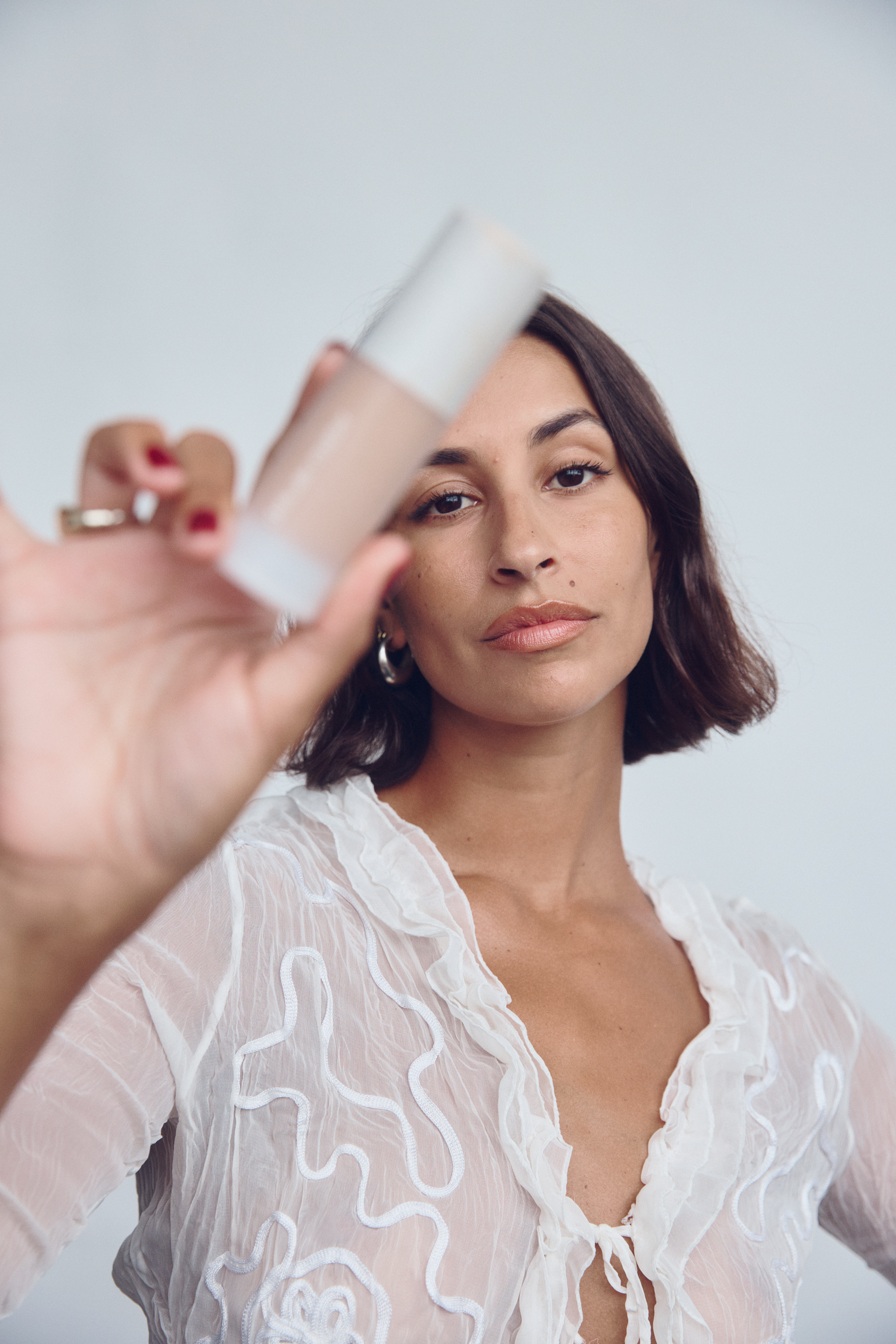 redo_250719_DelicateMatter_04_Editorial_OnModel_0148_2.png